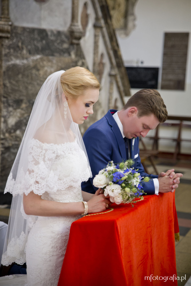 Fotografia Państaw Młodych podczas ślubu